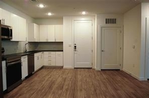 4801 Springdale Rd - Photo 4