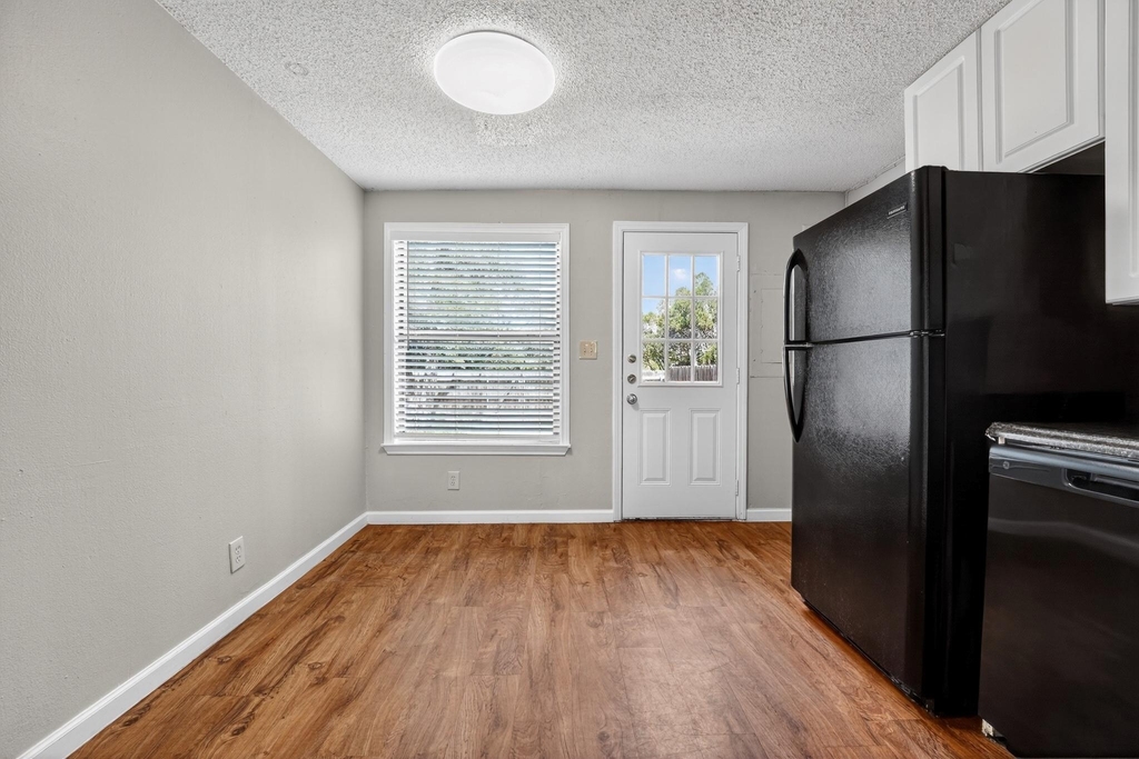20600 Bonanza St - Photo 12