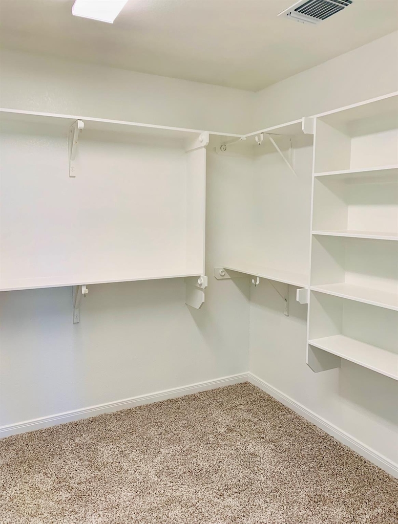 808 Fallbrook Dr - Photo 16