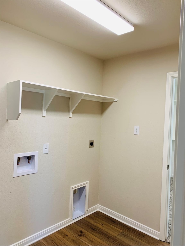 808 Fallbrook Dr - Photo 15