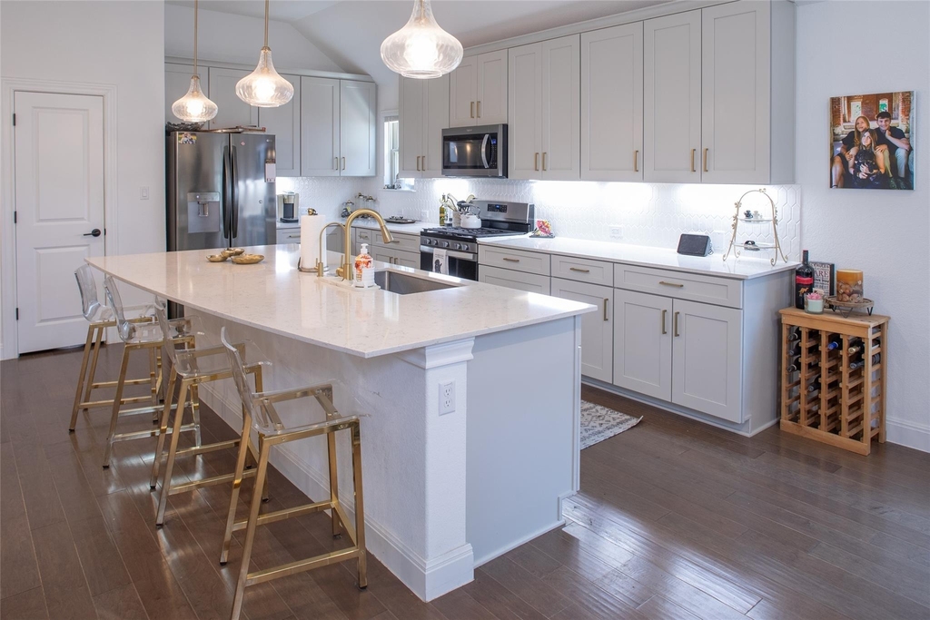 6808 Cliff Rose Dr - Photo 0