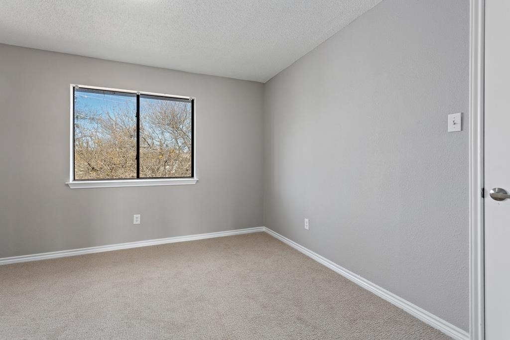 816 Clearwater Trl - Photo 12