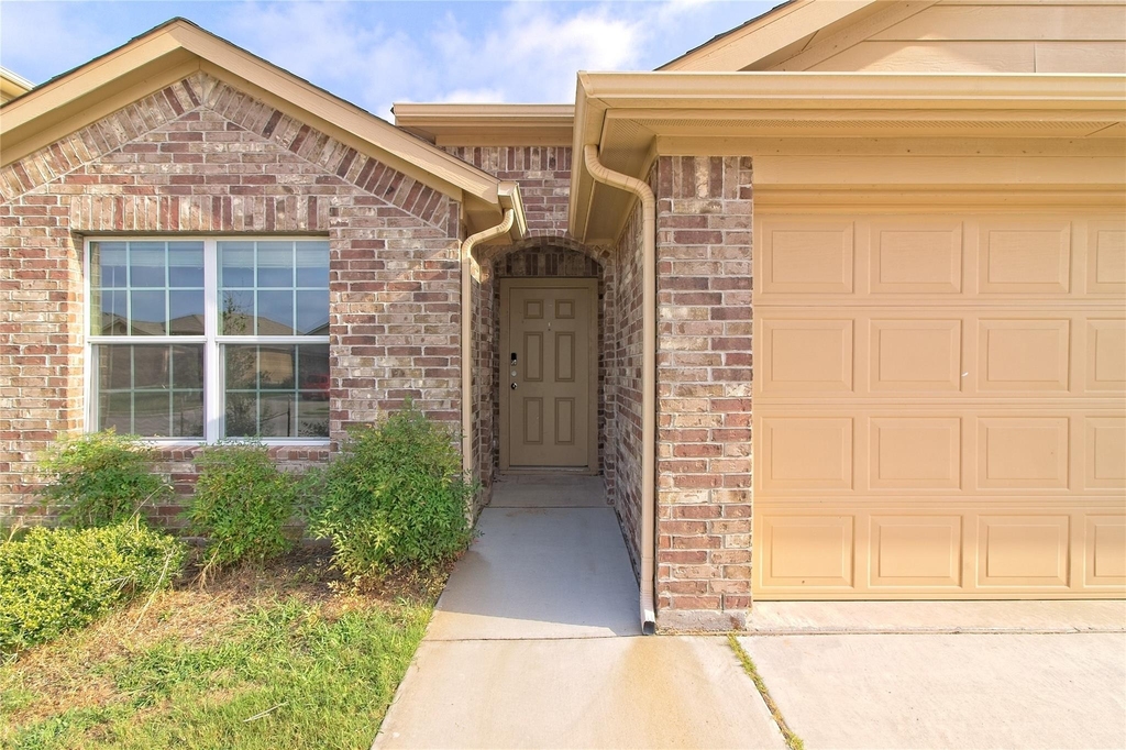 11312 Malta Dr - Photo 3
