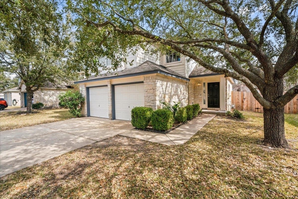 17413 Toyahville Trl - Photo 2