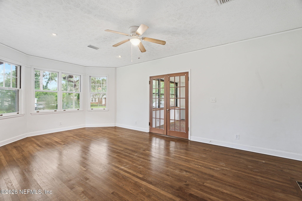 1406 Palmer Terrace - Photo 3