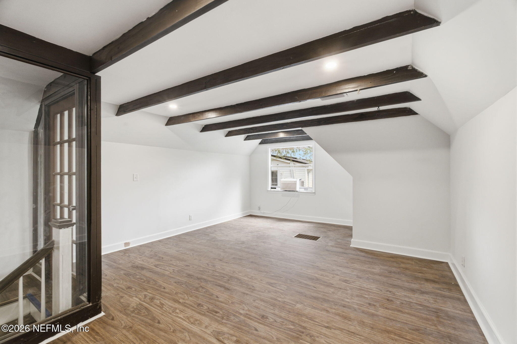 1406 Palmer Terrace - Photo 18
