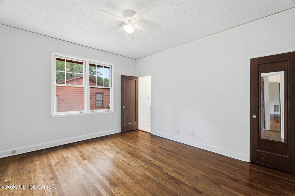 1406 Palmer Terrace - Photo 24