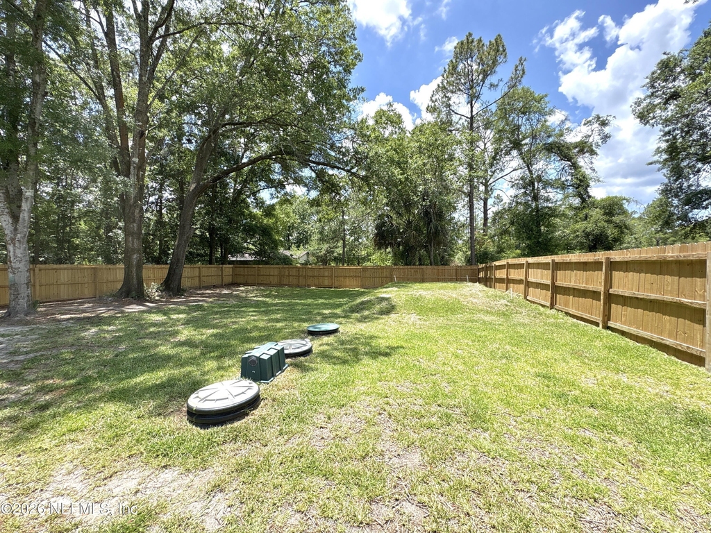 14454 Benton Street - Photo 16