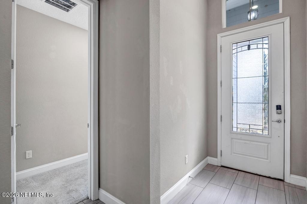 275 Renwick Parkway - Photo 2