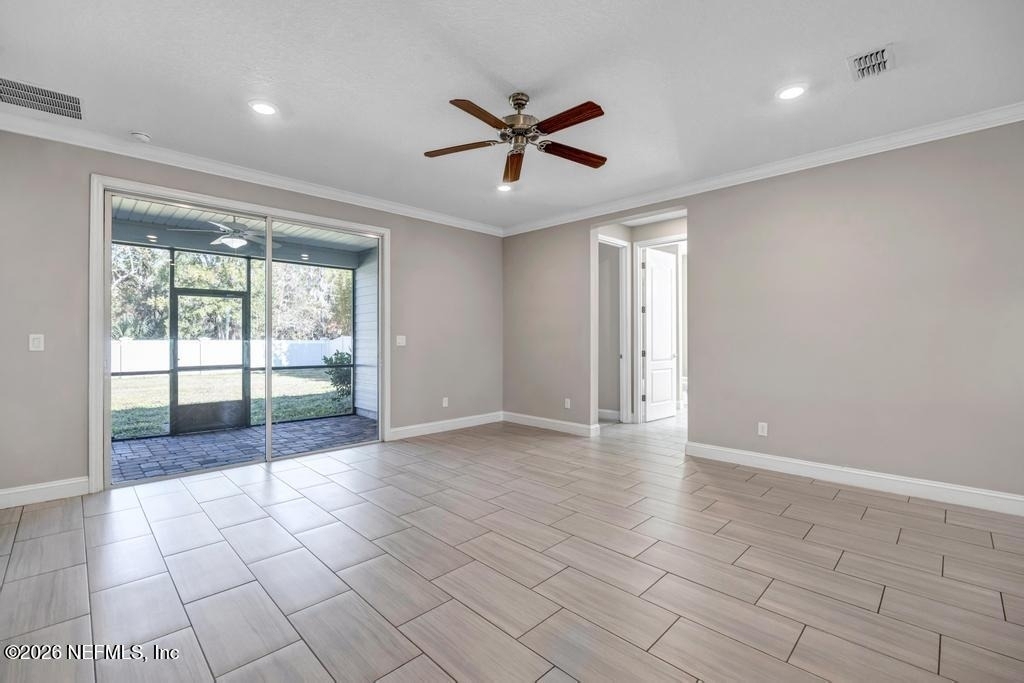 275 Renwick Parkway - Photo 8
