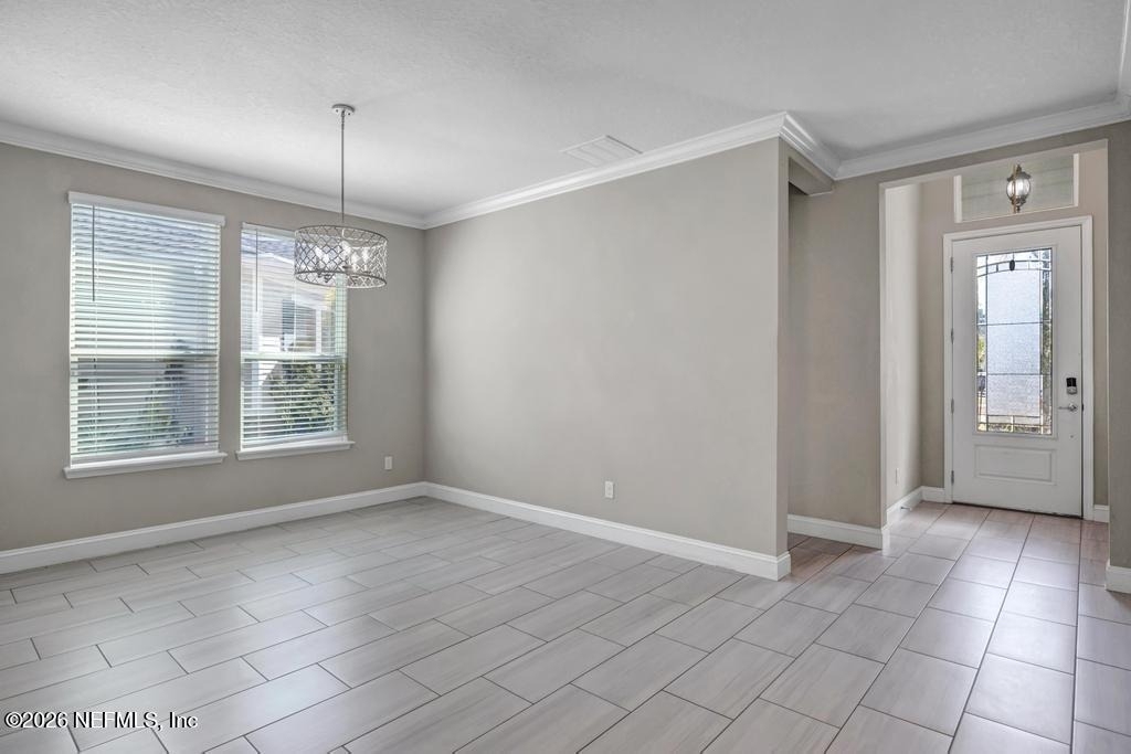 275 Renwick Parkway - Photo 3