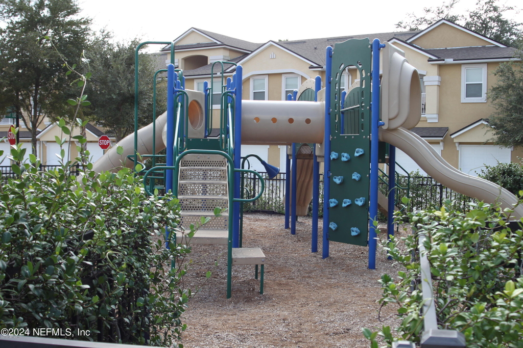 7062 Snowy Canyon Drive - Photo 2