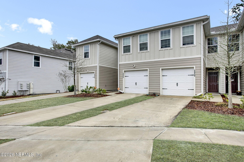5958 Creekside Crossing Drive - Photo 0