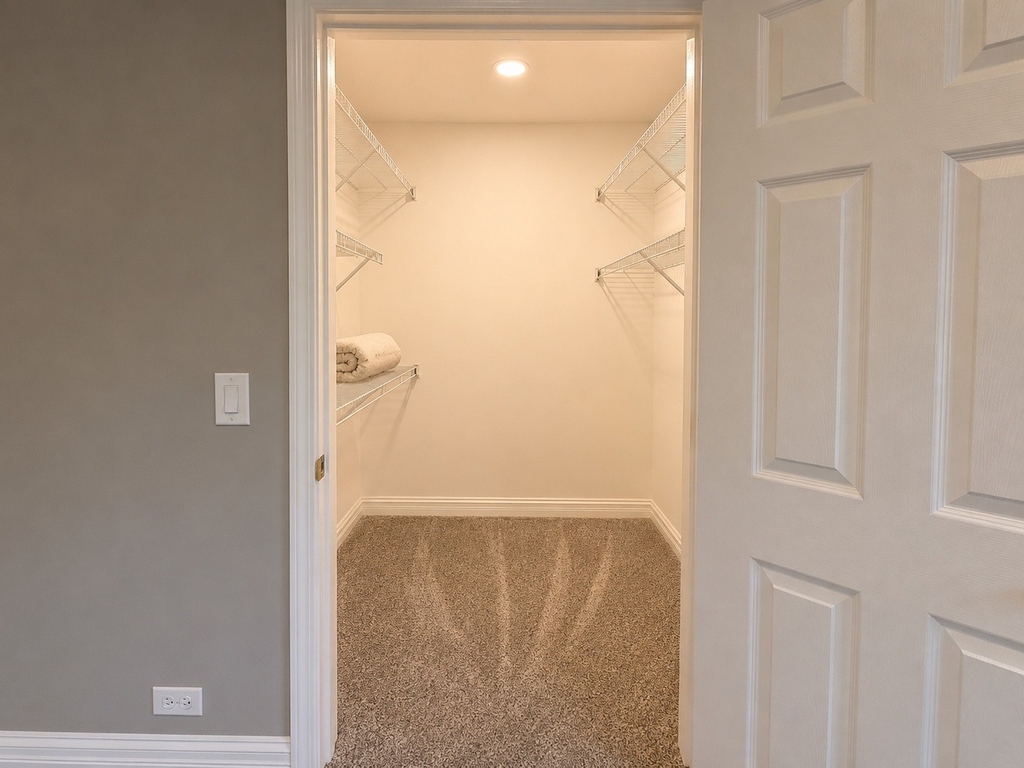 82 Holmes Way - Photo 11