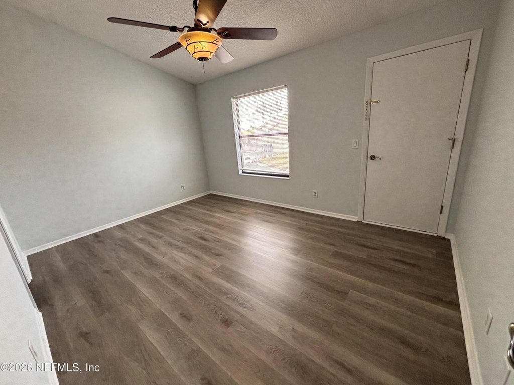 154 Governor Street - Photo 15