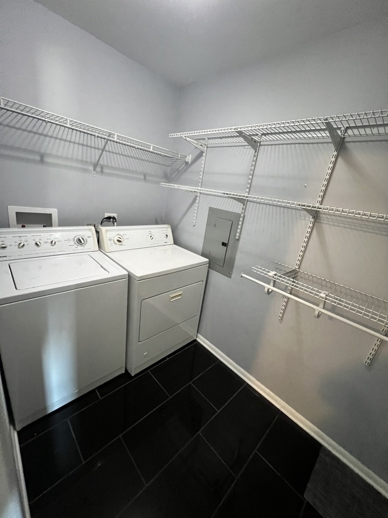 128 E Normandy Drive - Photo 14