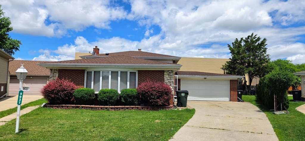 9037 N Joey Drive - Photo 0