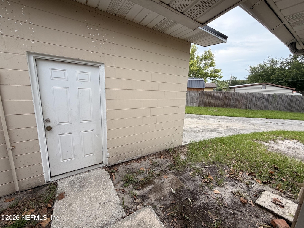 11032 Bluehill Drive - Photo 10