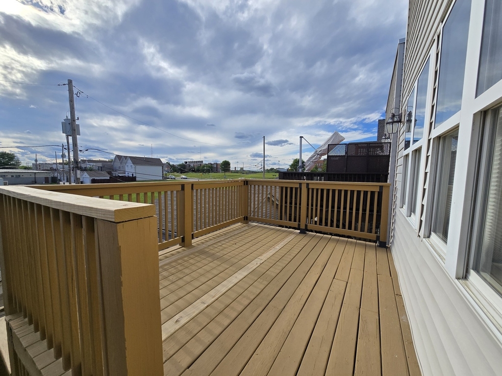 1844 N Lockwood Avenue - Photo 17