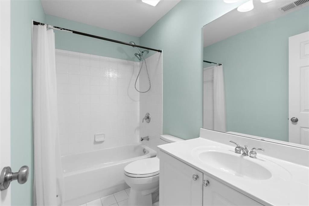350 Wembley Circle - Photo 17