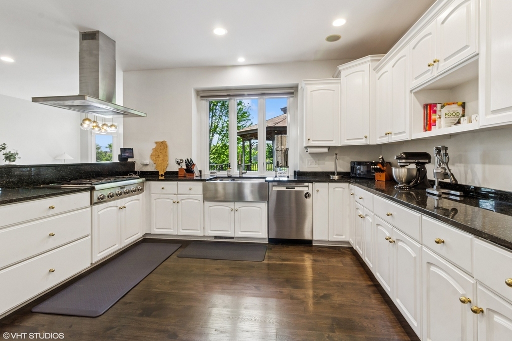 3304 Rollingridge Road - Photo 17