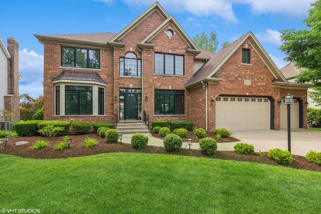 3304 Rollingridge Road - Photo 0