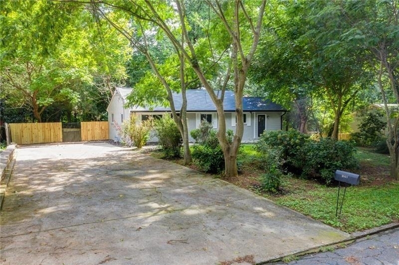 2951 Haralson Road - Photo 2