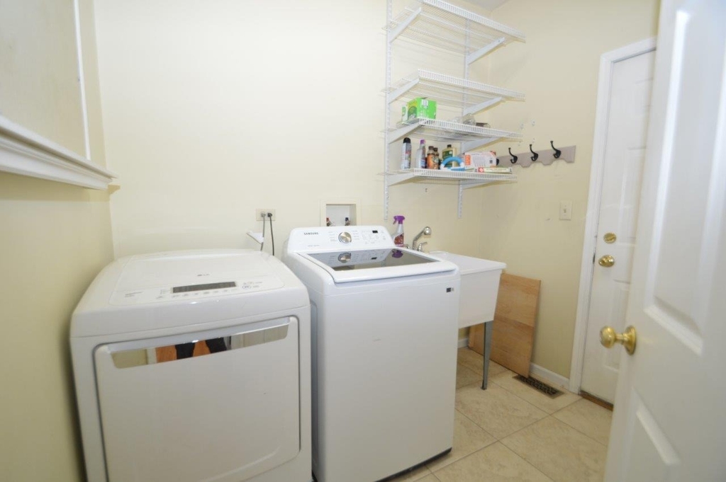 3301 Banford Circle - Photo 11