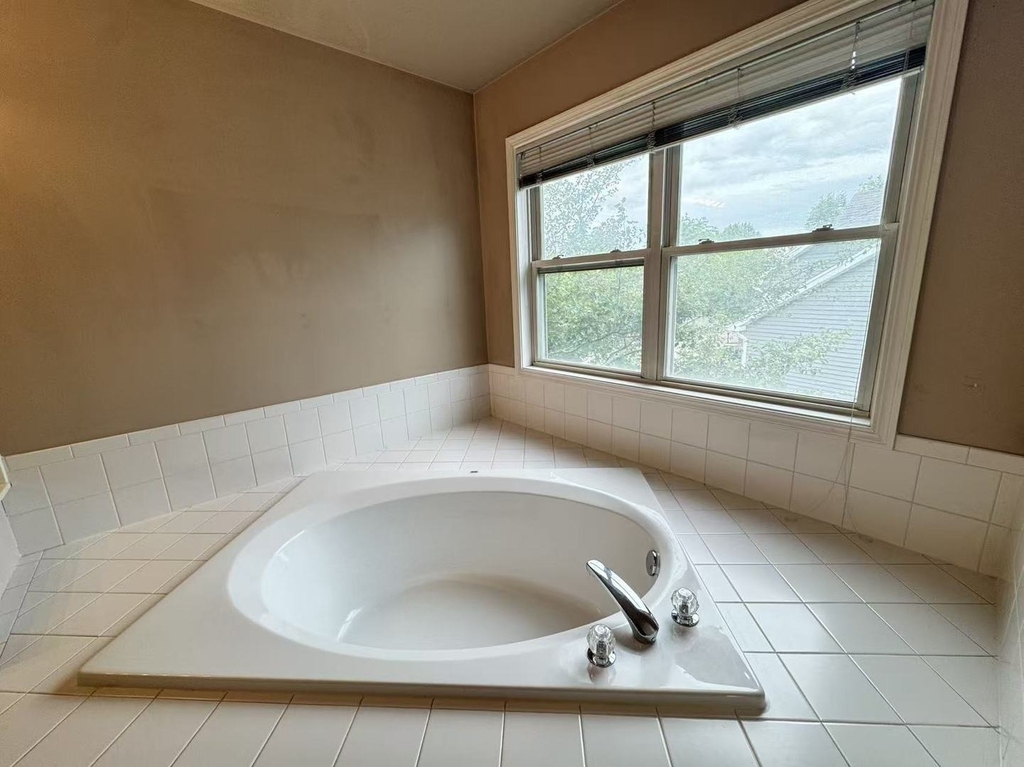 3301 Banford Circle - Photo 19