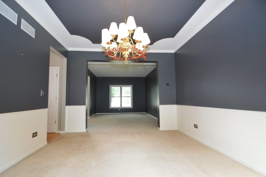 3301 Banford Circle - Photo 3