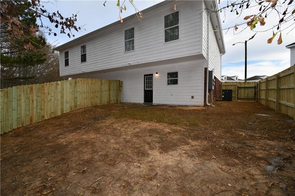 639 Mill Stone Bluff - Photo 37