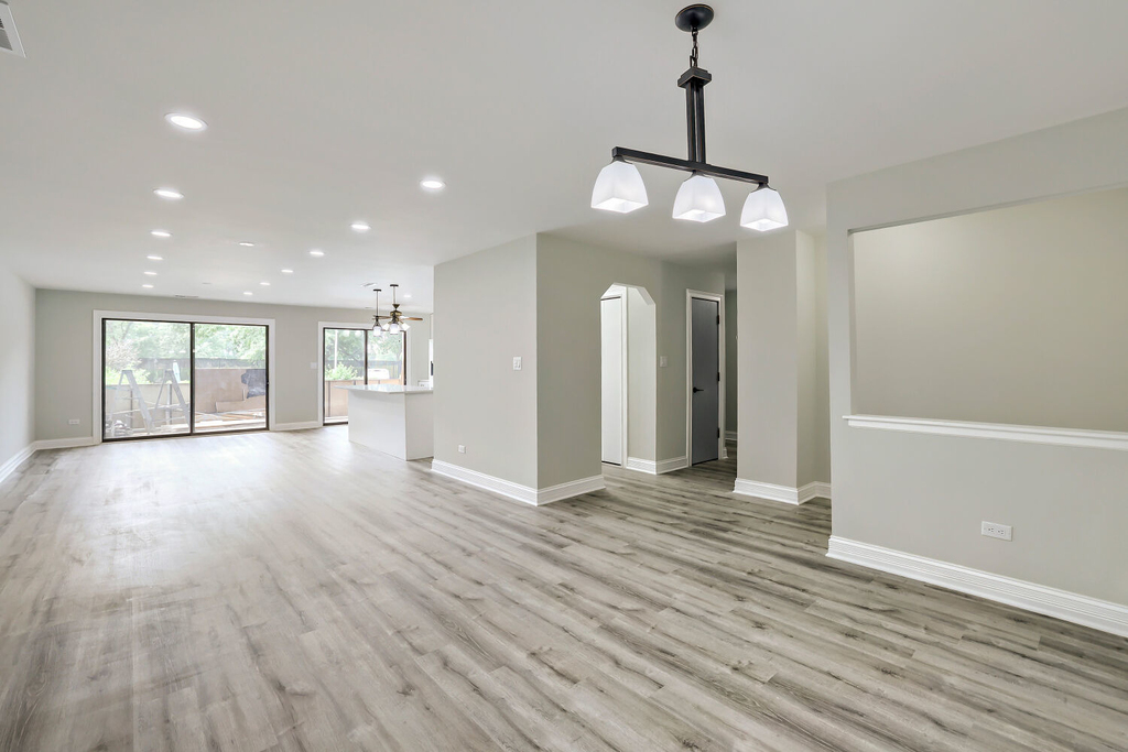 9242 Gross Point Road - Photo 5
