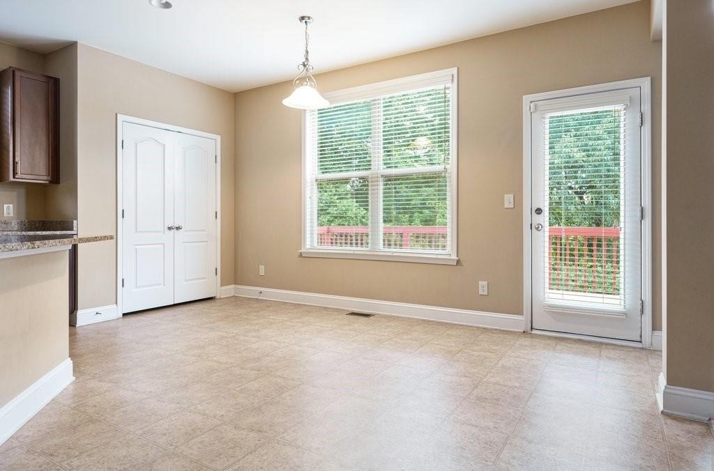 1010 Chelsey Way - Photo 17