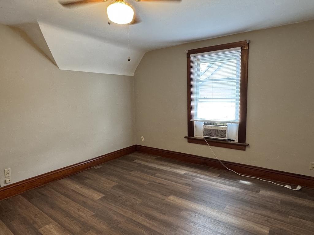 1721 W 16th Street - Photo 15