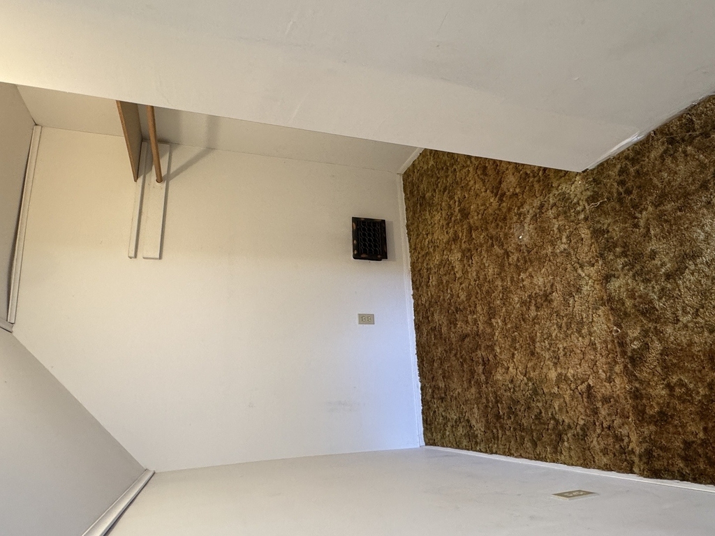 1721 W 16th Street - Photo 14