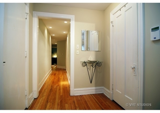 408 W Briar Place - Photo 1
