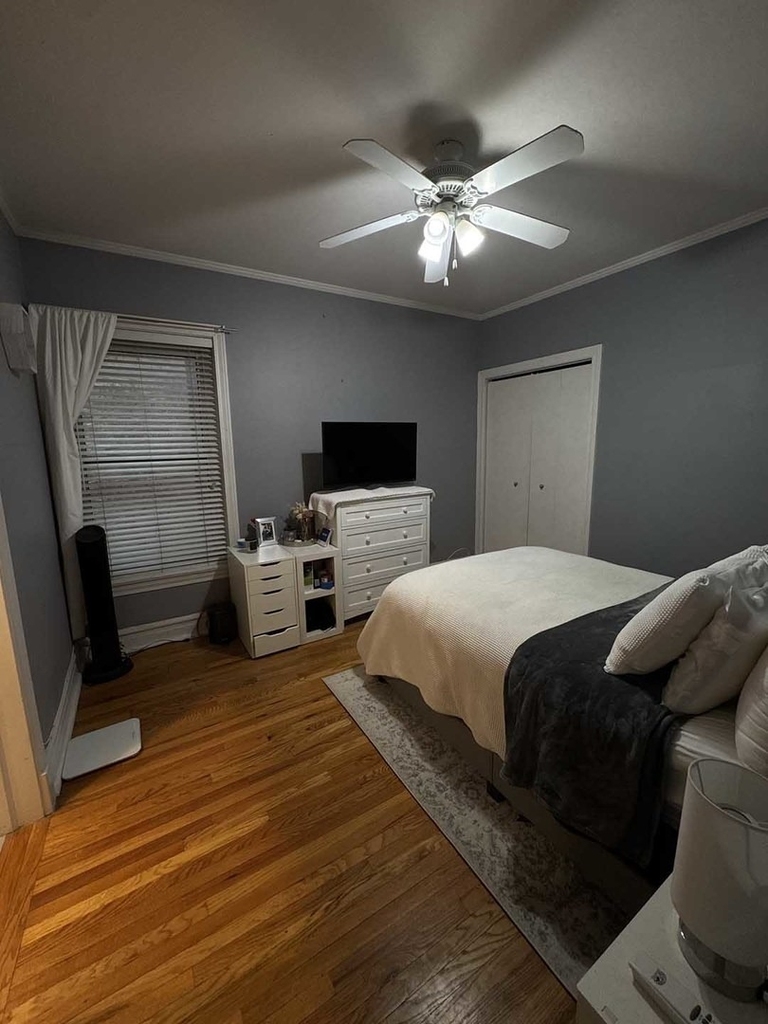 408 W Briar Place - Photo 9