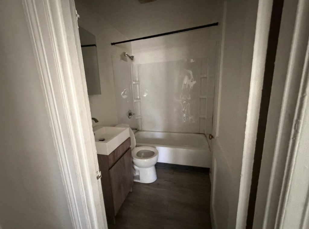 17104 Wentworth Avenue - Photo 5