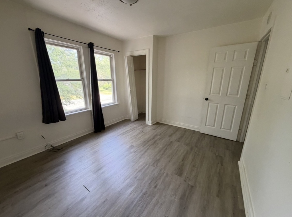 17104 Wentworth Avenue - Photo 7