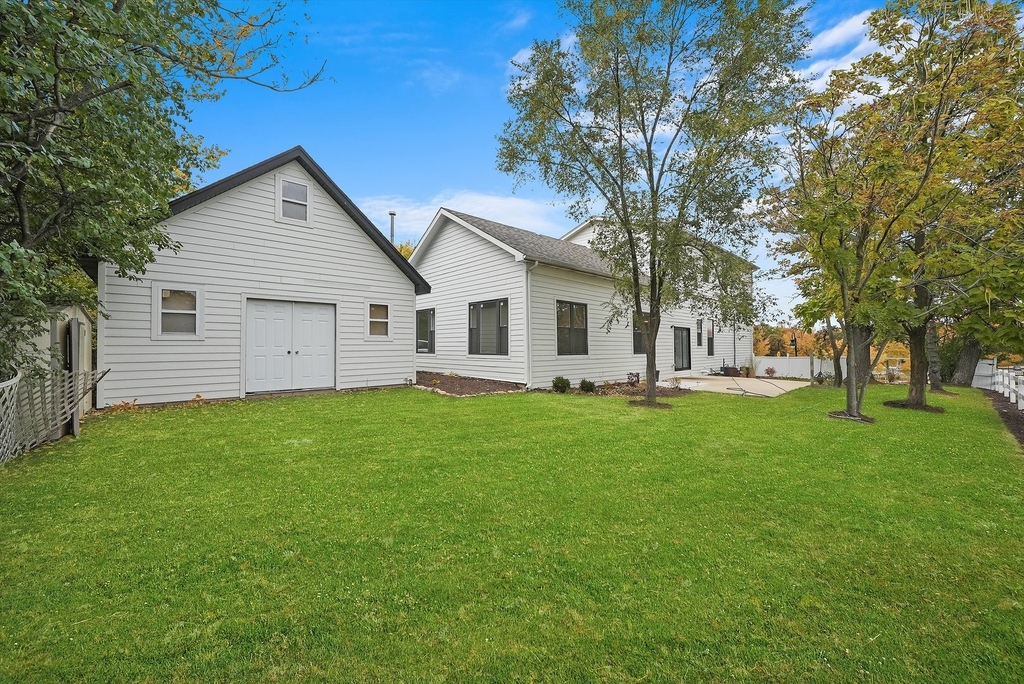 9771 W 143rd Street - Photo 27