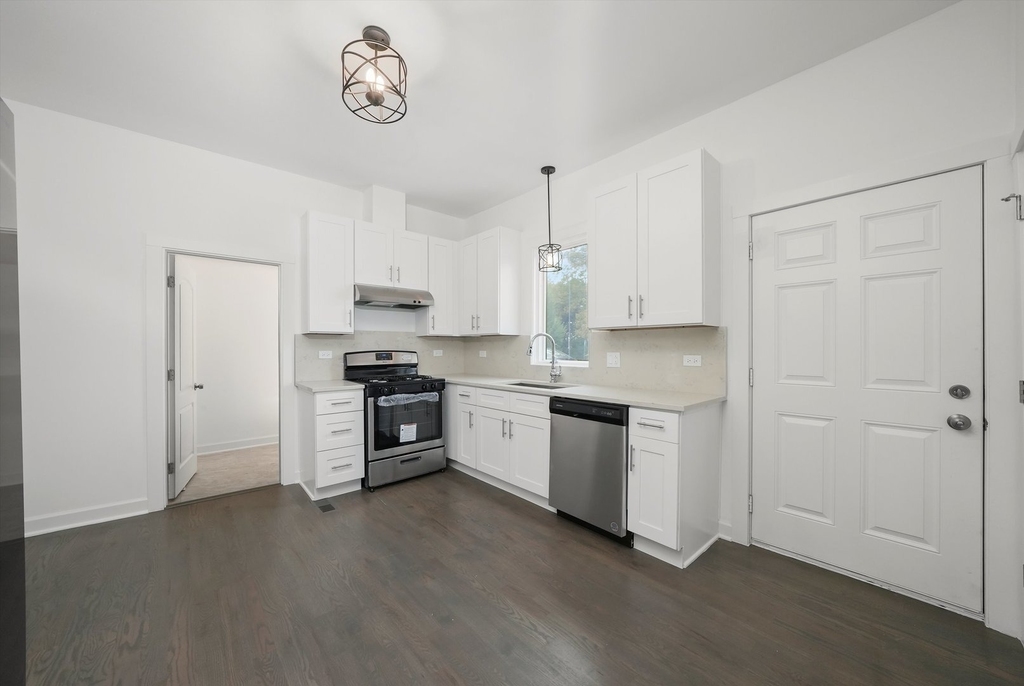 9771 W 143rd Street - Photo 4