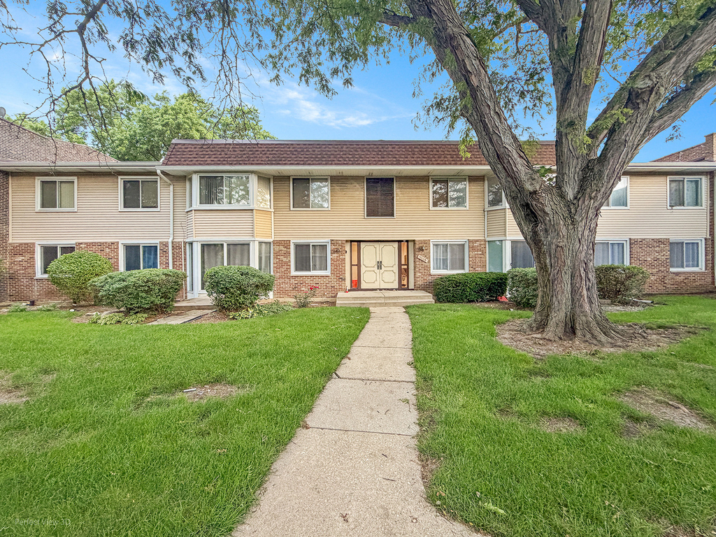 3008 Roberts Drive - Photo 1