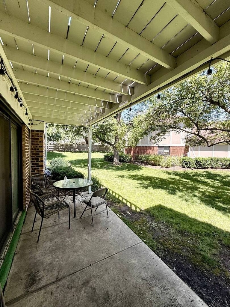 1168 Middlebury Lane - Photo 11