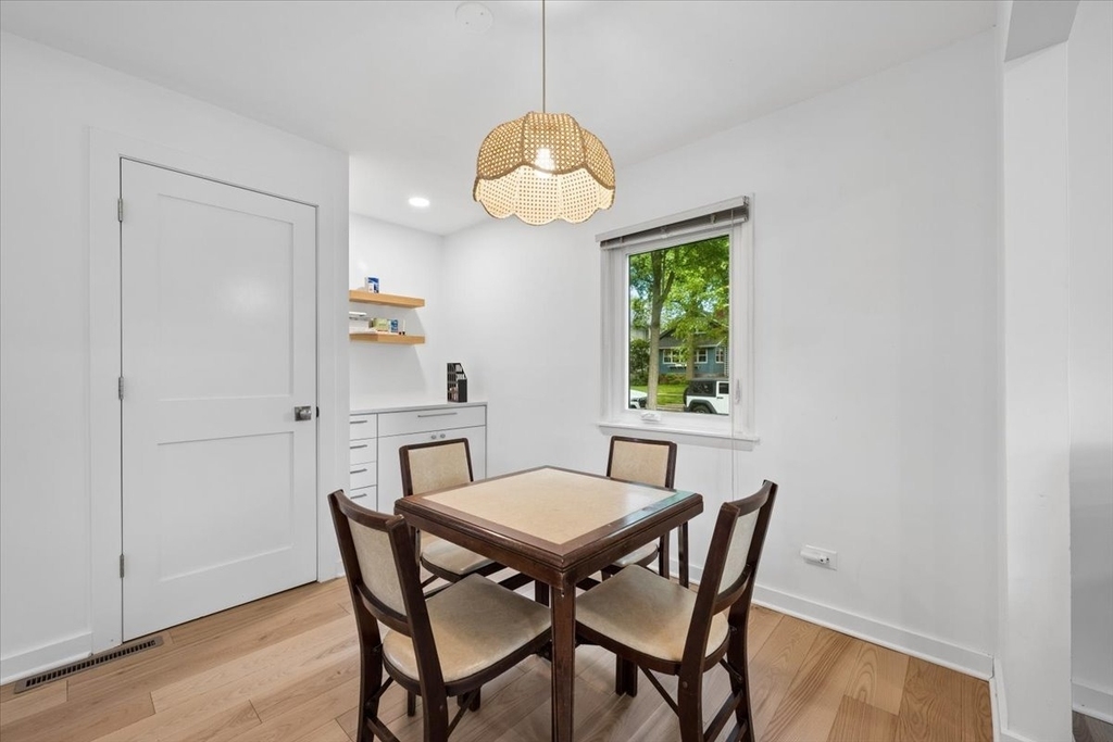 900 Isabella Street - Photo 11