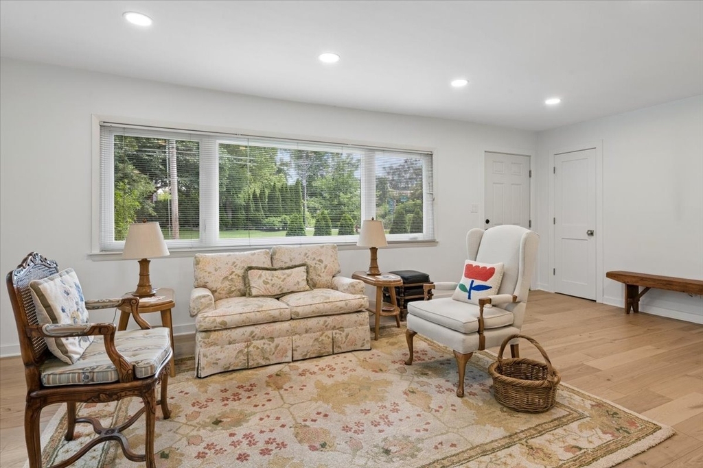 900 Isabella Street - Photo 6