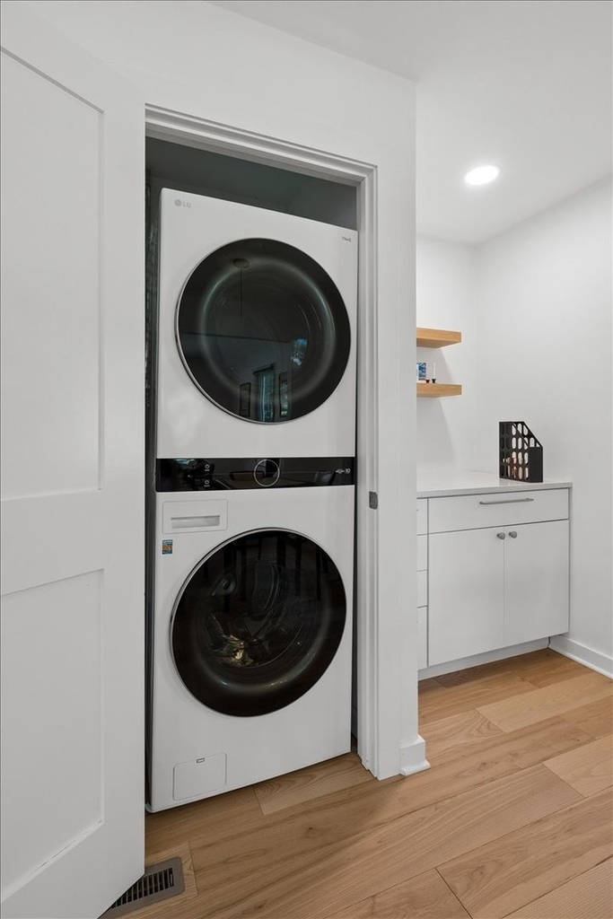 900 Isabella Street - Photo 18