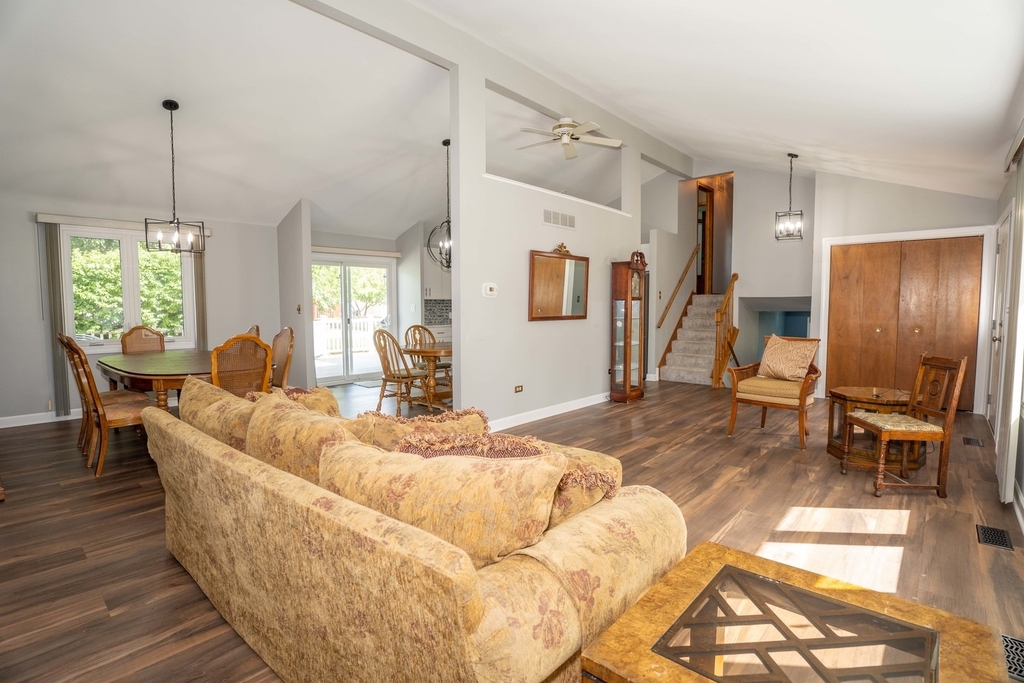 16409 Winding Creek Road - Photo 2