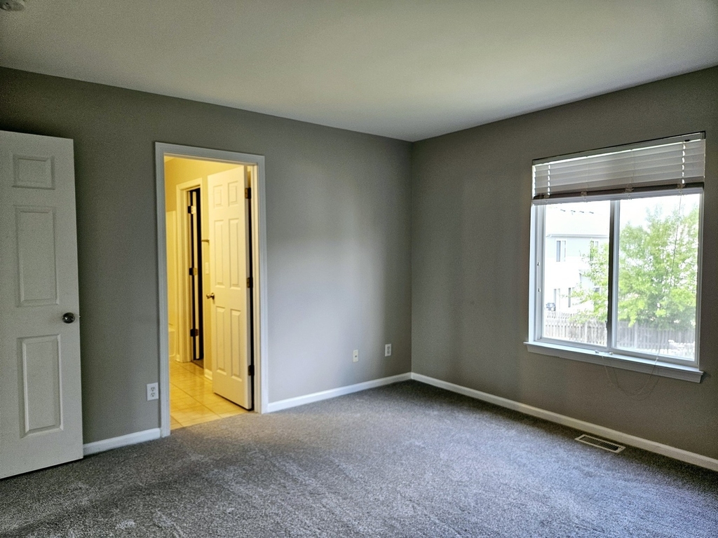 14127 Faulkner Court - Photo 9