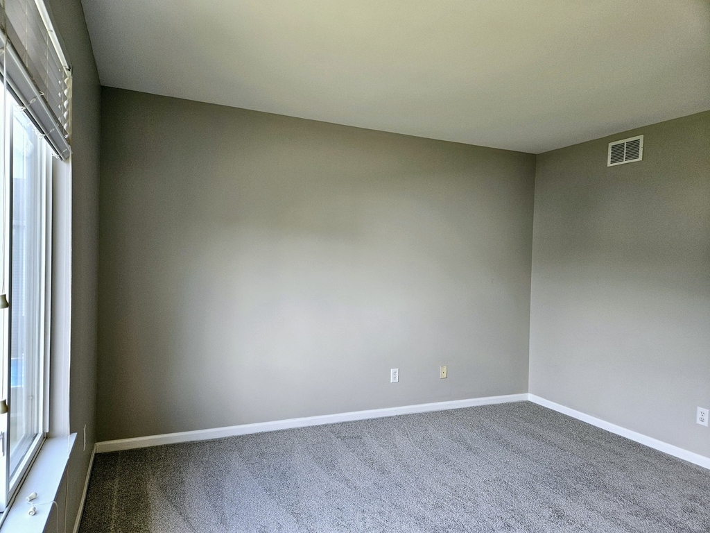 14127 Faulkner Court - Photo 8
