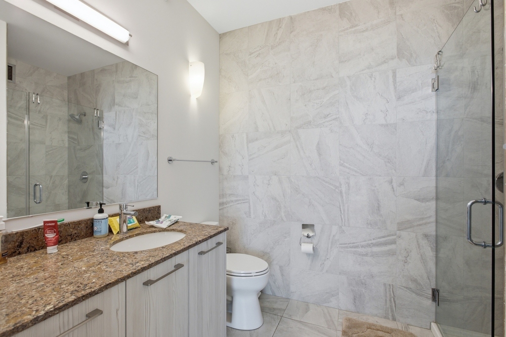220 East E Illinois St - Photo 2